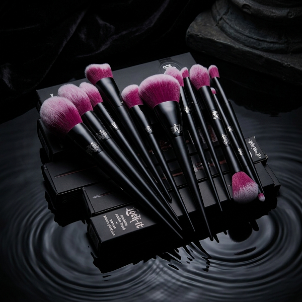 Kat Von D Makeup Brushes Kat Von D Makeup Brushes - Image 1
